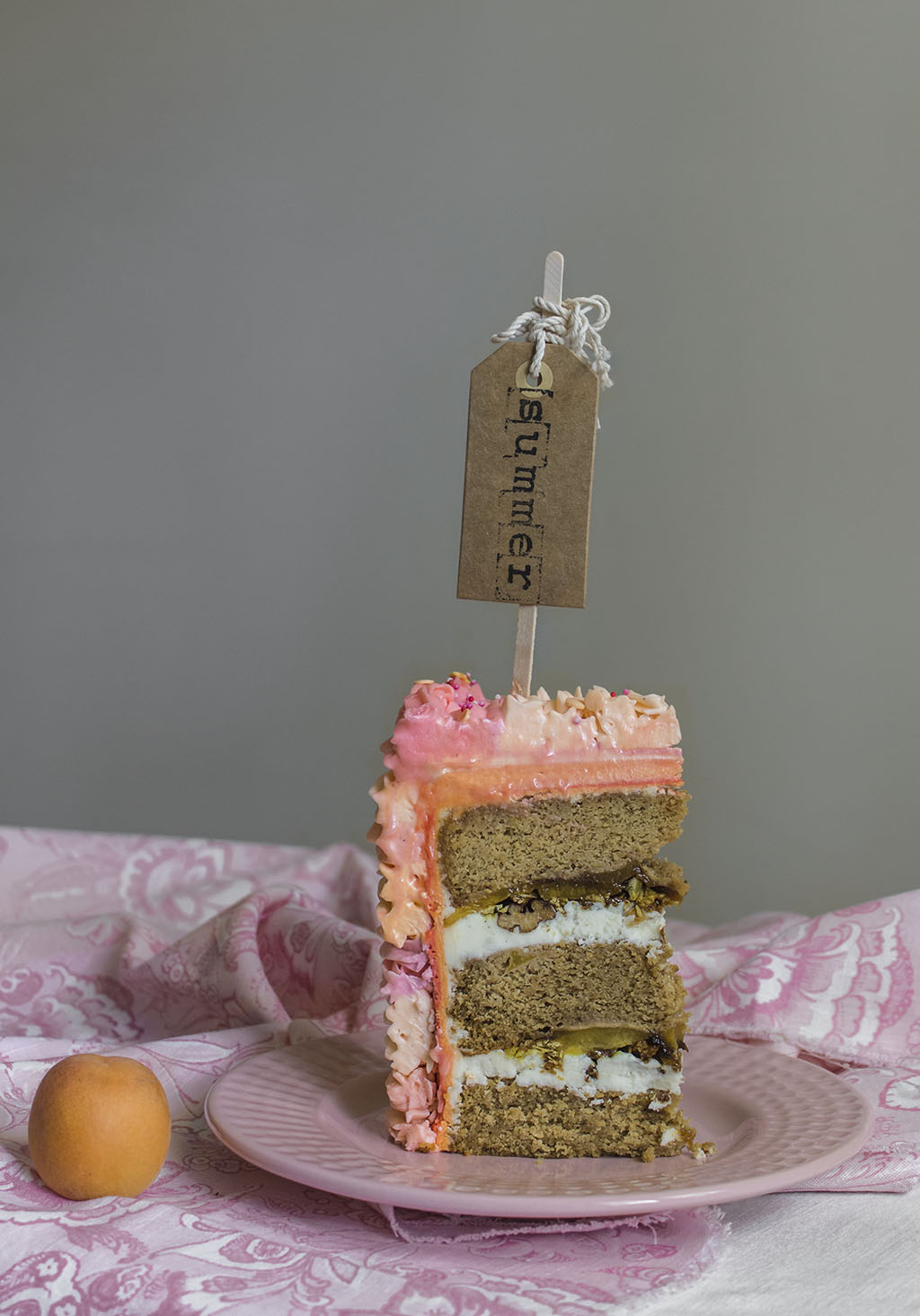 Tarta de melocotón. Layer cake de melocotón. Peach cake