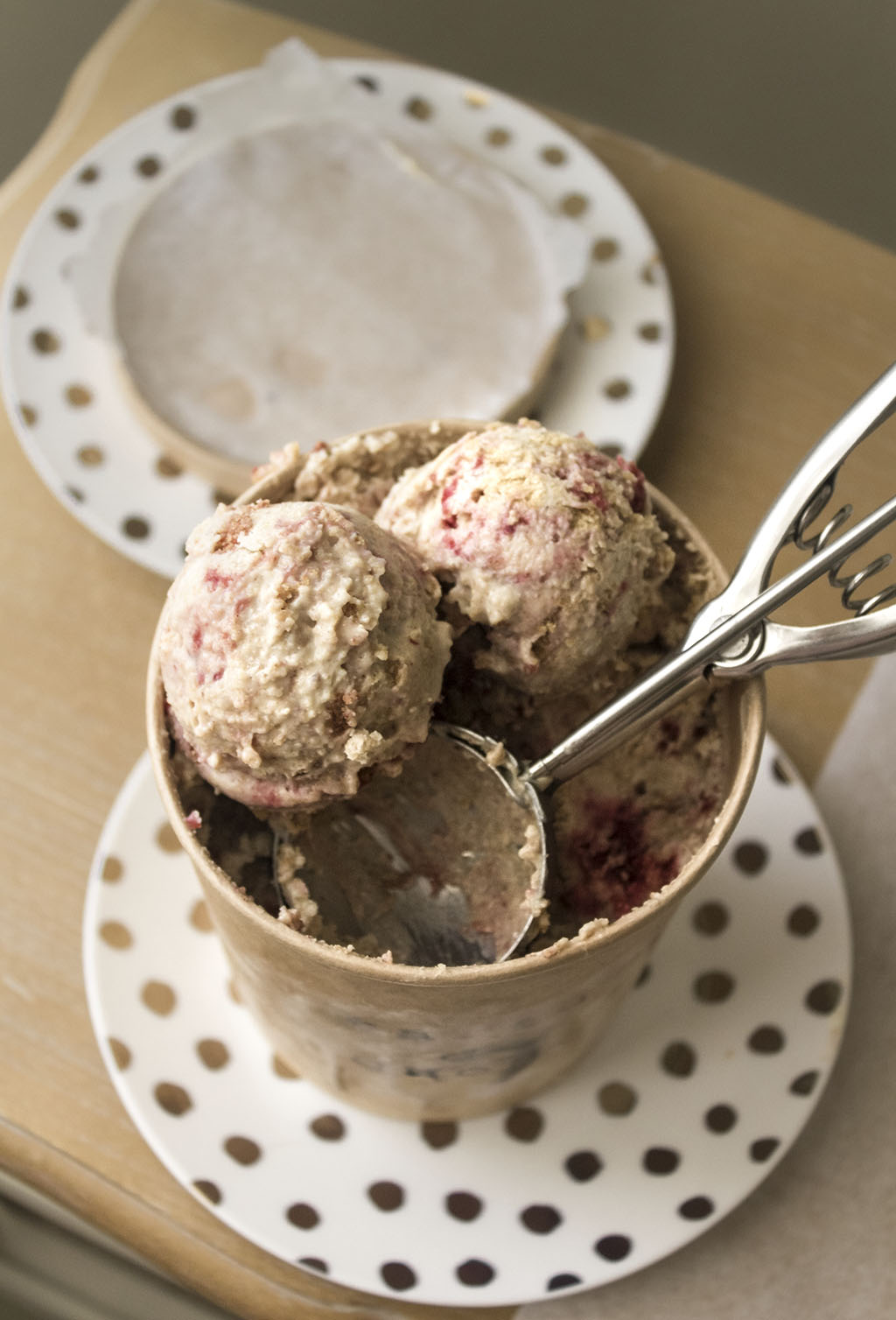 Helado de tarta de queso. Cheesecake ice cream. Helado de cheesecake. Receta de helado de tarta de queso.